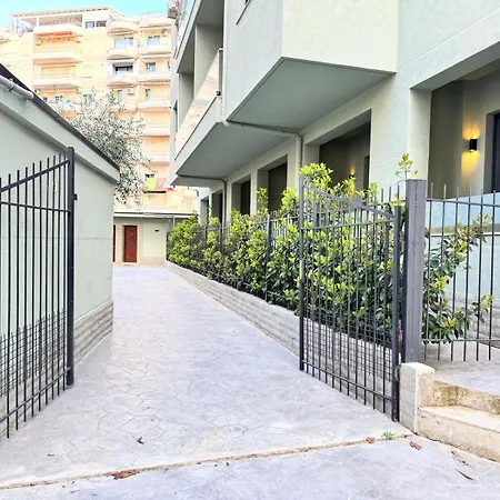 Wiola's Private With Private Parking Vlorë
