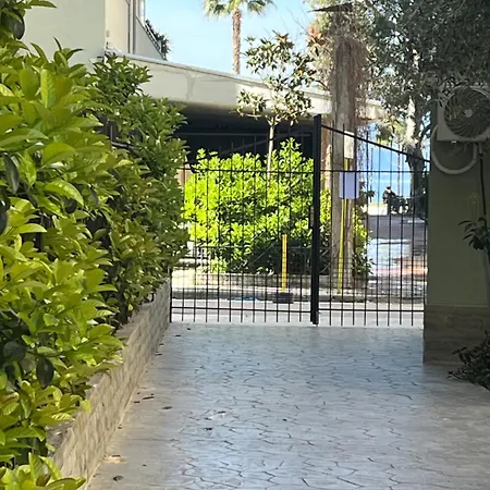 Wiola's Private With Private Parking Villa Vlorë